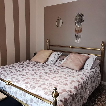 Villa Intra14 Verbania Esterno foto